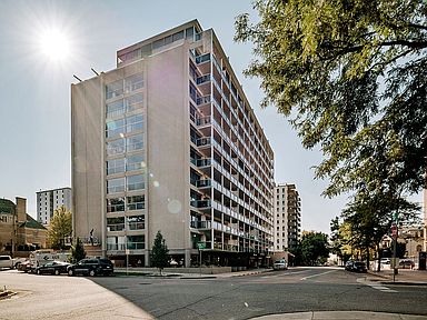888 Logan St 11a Denver Co 80203 Zillow