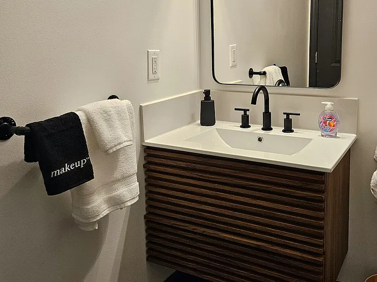 172 River St #203 — Photo 7