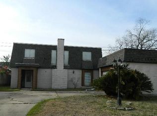 10710 Bob White Dr, Houston, TX 77096