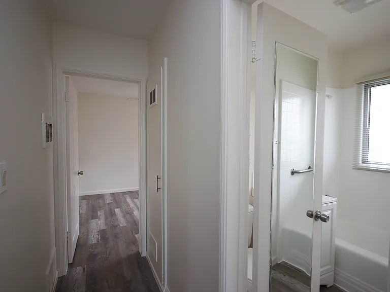 207 S 3rd Ave #7 — Photo 13