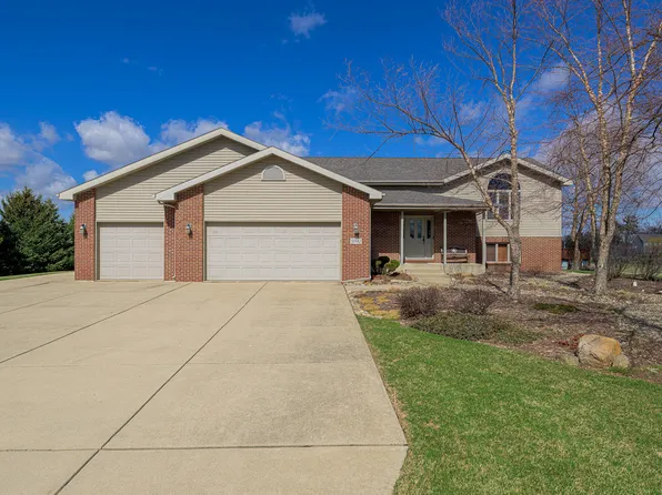 9390 W 156th Pl, Lowell, IN 46356