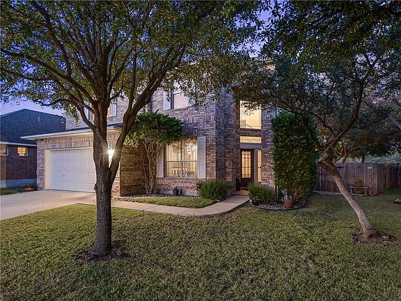 2nd image of 2703 Checker Dr
