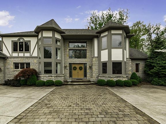 5th image of 10279 Wellington Blvd