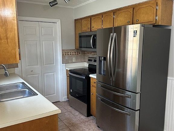 5th image of 79 Blue Wing Drive