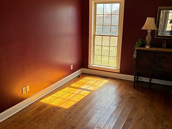 5th image of 1315 Ray Permenter Rd