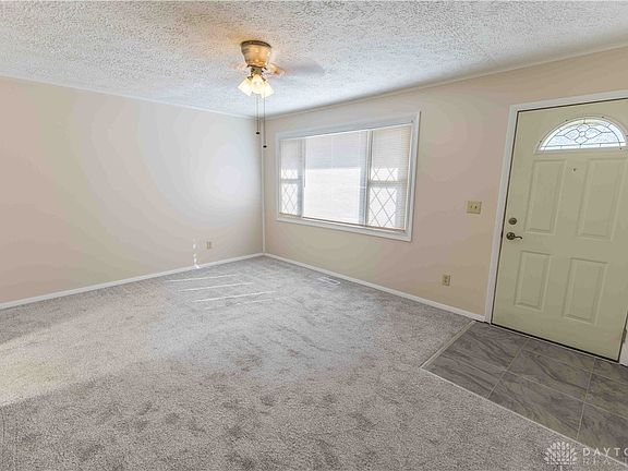 4th image of 818 Flintridge Dr