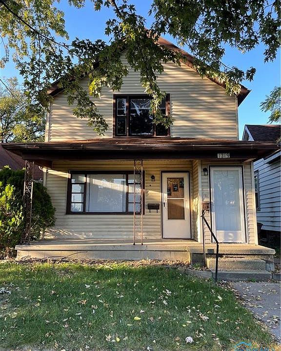1st image of 1219 Idaho St