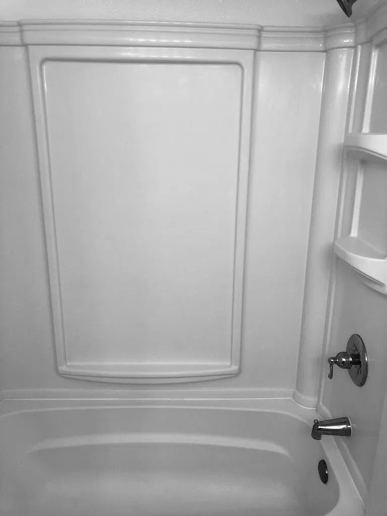 2 bed, 1300 sqft, $1,800 — Photo 4