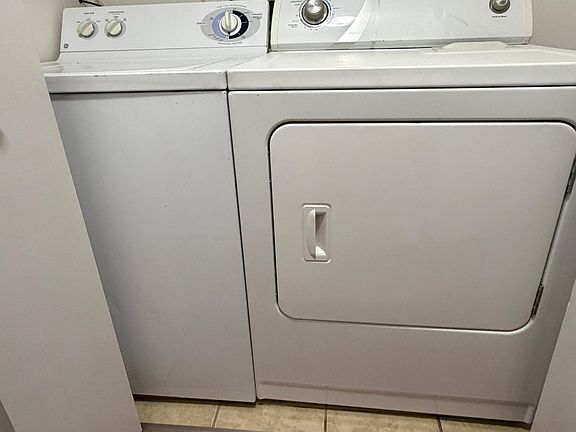 5th image of 1232 W 40th St