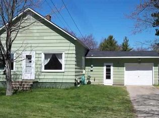 5162 18th Rd, Escanaba, MI 49829