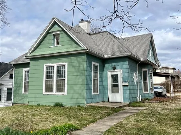 2917 Messanie St, Saint Joseph, MO 64501