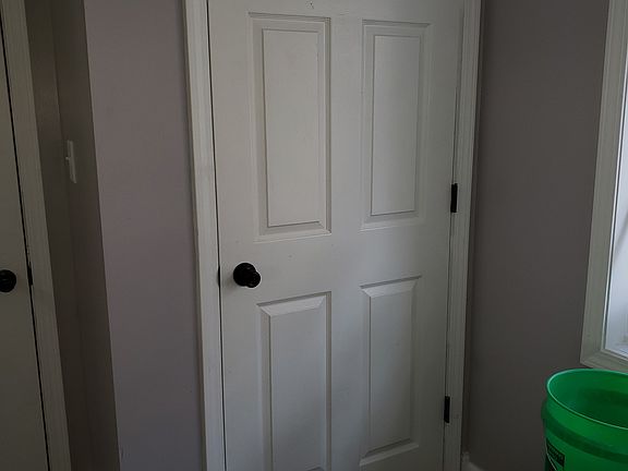 4th image of 809 N Seminole Dr