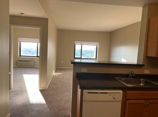 1 Carriage City Plz APT 1407, Rahway, NJ 07065
