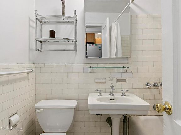 5th image of 2681 Broadway #6S
