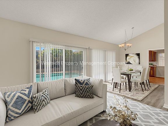 3rd image of 938 Portswood Cir