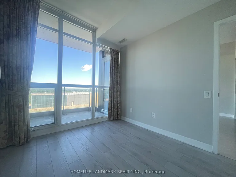 19 Singer Ct #Penthouse 11 — Photo 10