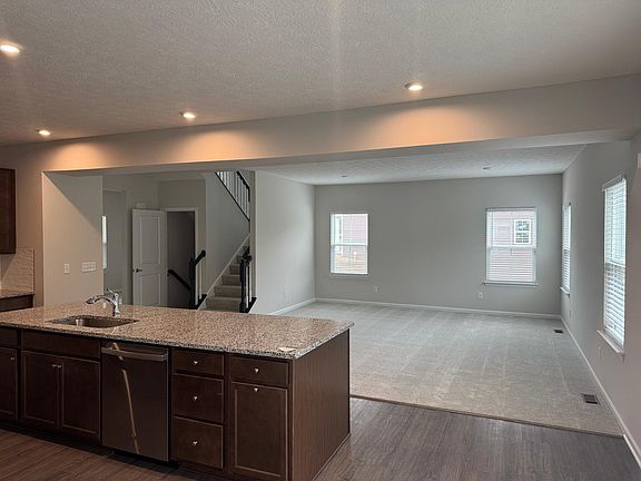 4th image of 312 Alicia Kelton Dr #312