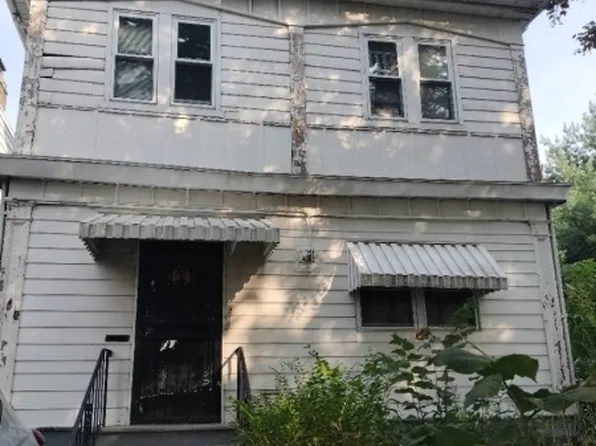 44 S 20Th St, East Orange City, NJ 07018