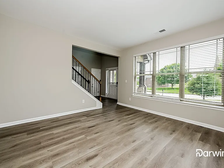 3157 Alhambra Cir — Photo 6