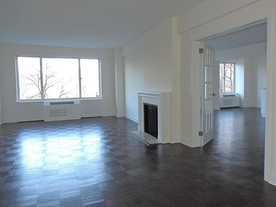 1st image of 40 Central Park S #4CD