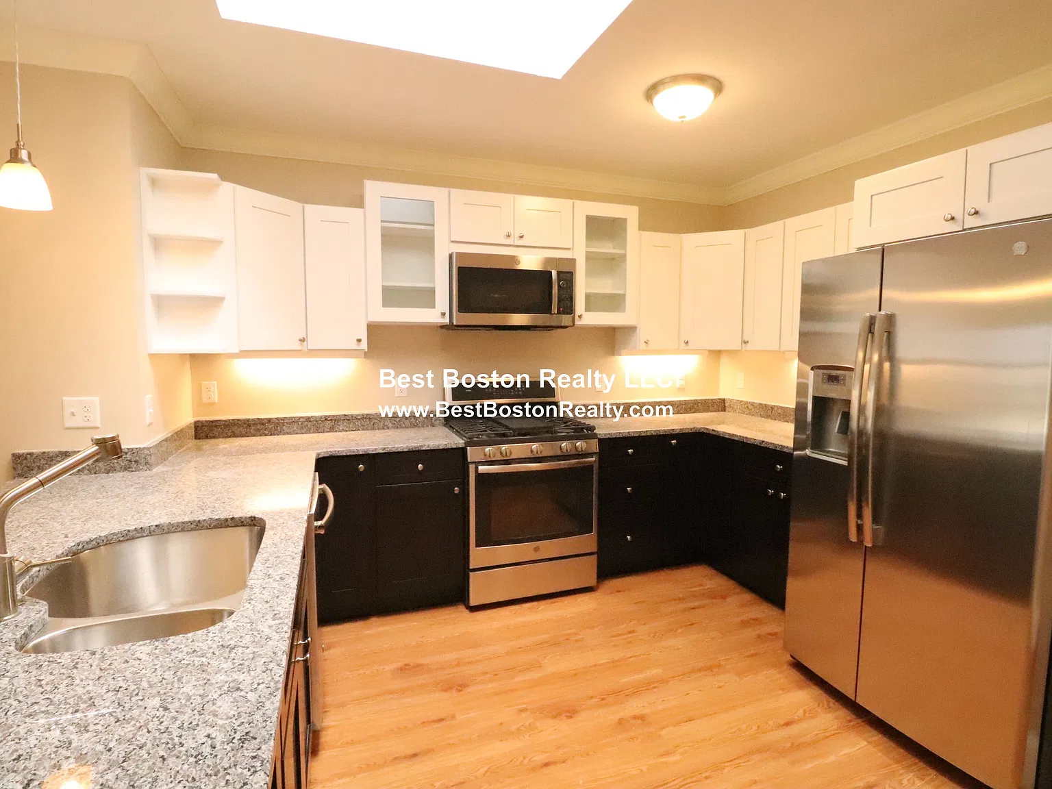 286 Main St — Photo 4