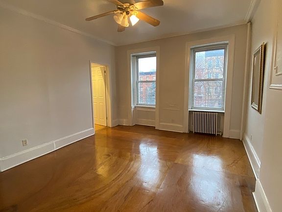 4th image of 82 4th Pl Floor 2