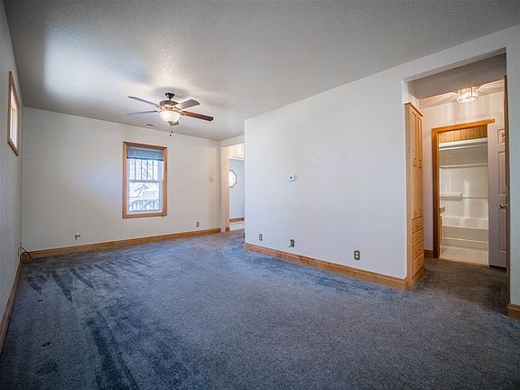 5th image of 1216 E Sheridan St