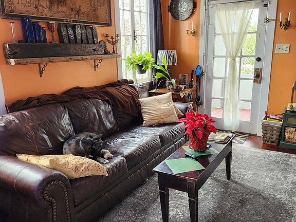 2nd image of 8336 Pritchard Pl