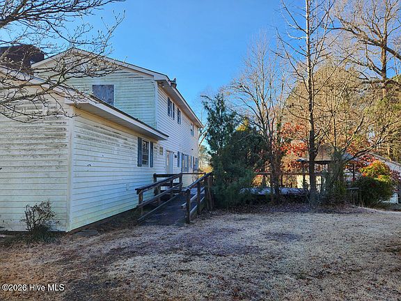3rd image of 6322 Brassie Drive