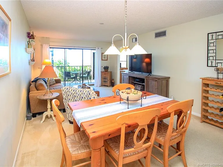 4620 NE Sandpebble Trce #104 — Photo 7