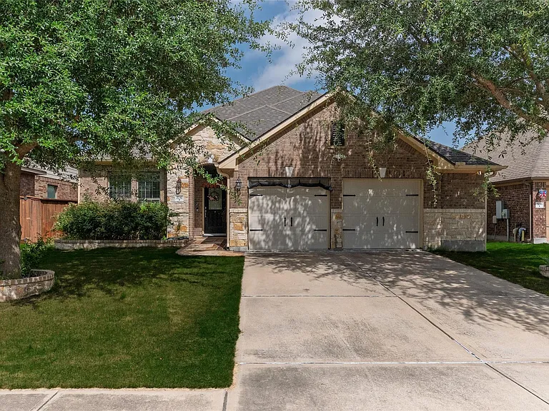 2732 Marshall Trl — Photo 3