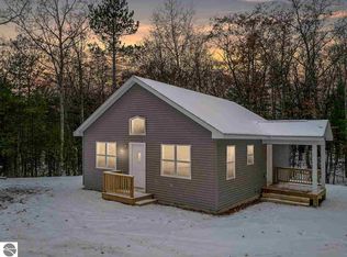 5305 Trager Rd, Traverse City, MI 49696