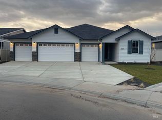5672 N Chestnut Hill Way, Meridian, ID 83646