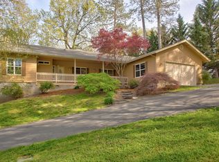 3433 Amber Ln, Grants Pass, OR