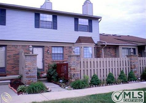 VINE WAY EXTERIOR