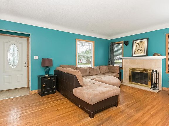 3rd image of 6234 Pillsbury Ave S