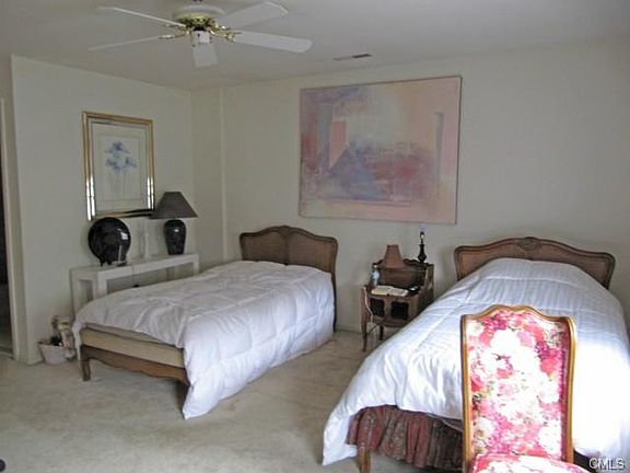 5th image of 2445 Park Ave APT 11