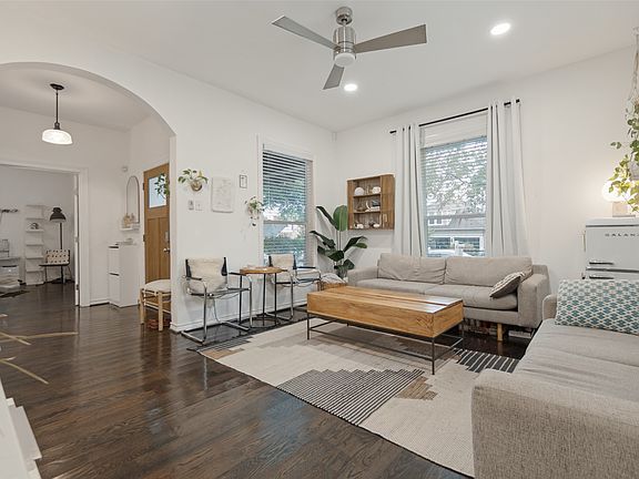 5th image of 1710 Michigan Ave