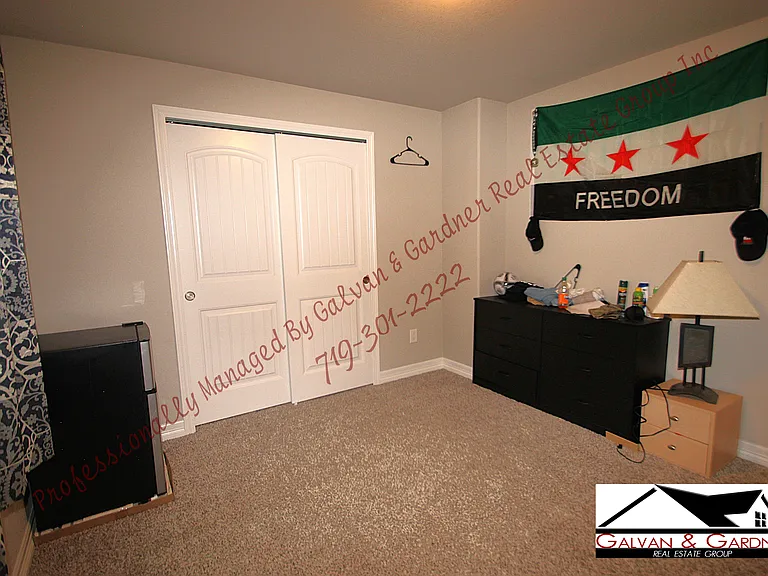 6564 Vedder Dr — Photo 22