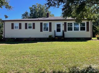 417 Gold Hill Dr, Salisbury, NC 28146