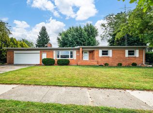 2901 Willa Dr, Saint Joseph, MI 49085