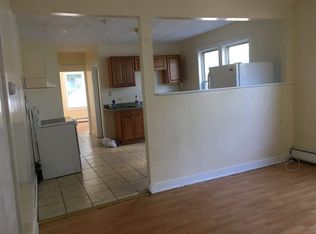 35 Union Ave APT 3, Providence, RI 02909