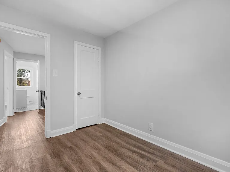 3912 Mortimer Ave — Photo 22