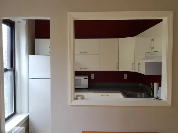 216 W Saint Paul Ave APT 3F, Chicago, IL 60614