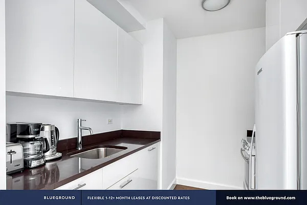 Rented by The Blueground | media 27