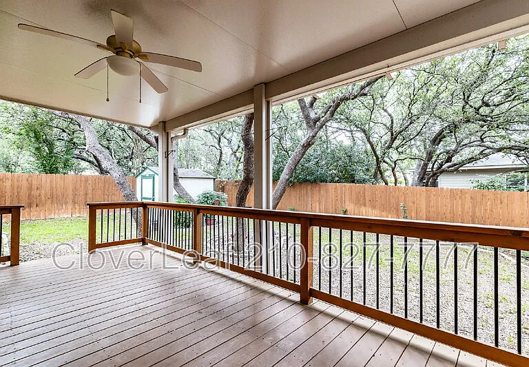 22714 Sabine Smt — Photo 36
