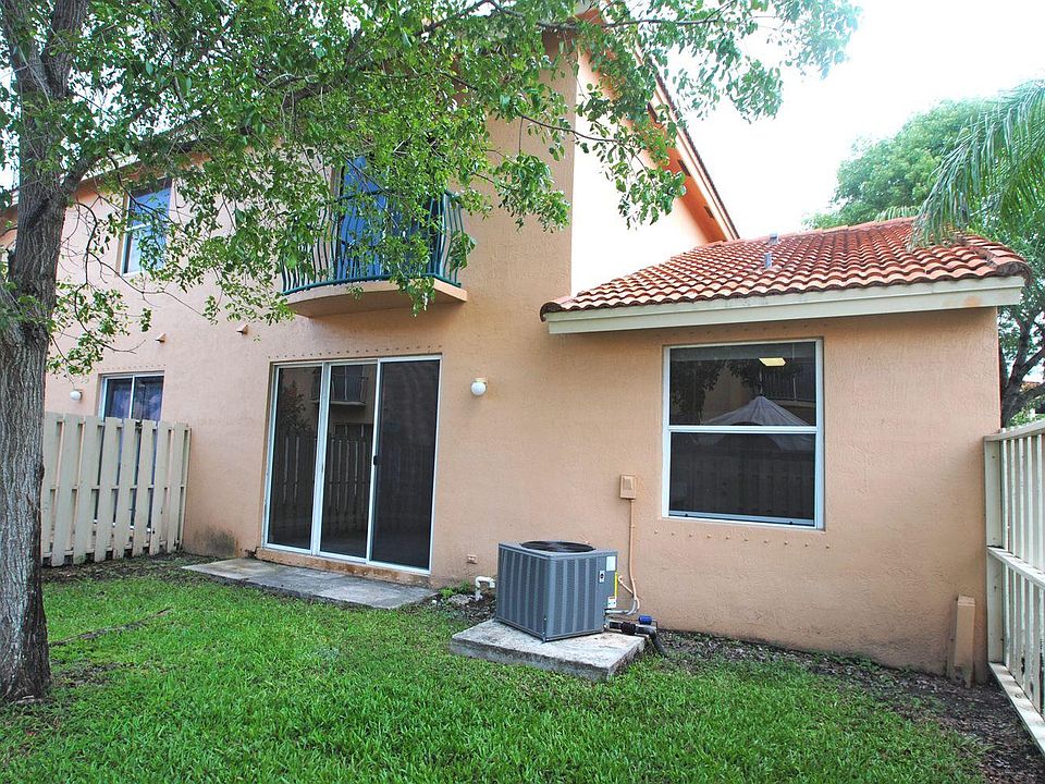 1st image of 16091 NW 21st St