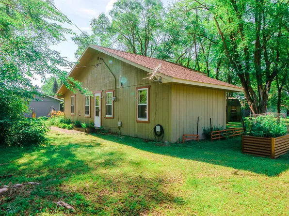 410 Snell Ave, Pine River, MN 56474