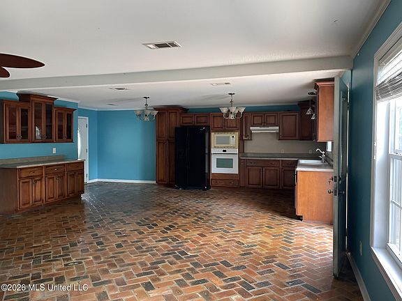 3rd image of 2119 Cleveland Ave