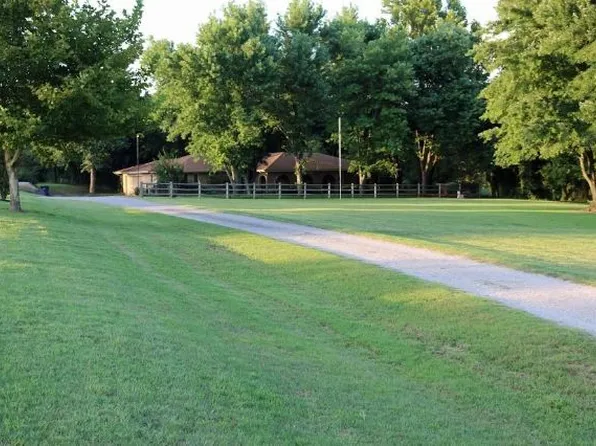 1238 County Road 1340, Chickasha, OK 73018